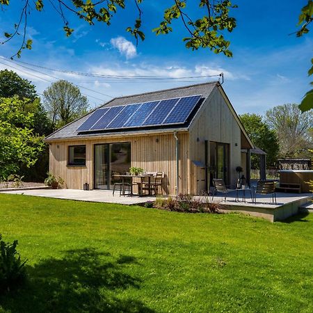 Sunnybrook - A Luxurious Carbon Neutral House Close To Beach, שלדון מראה חיצוני תמונה